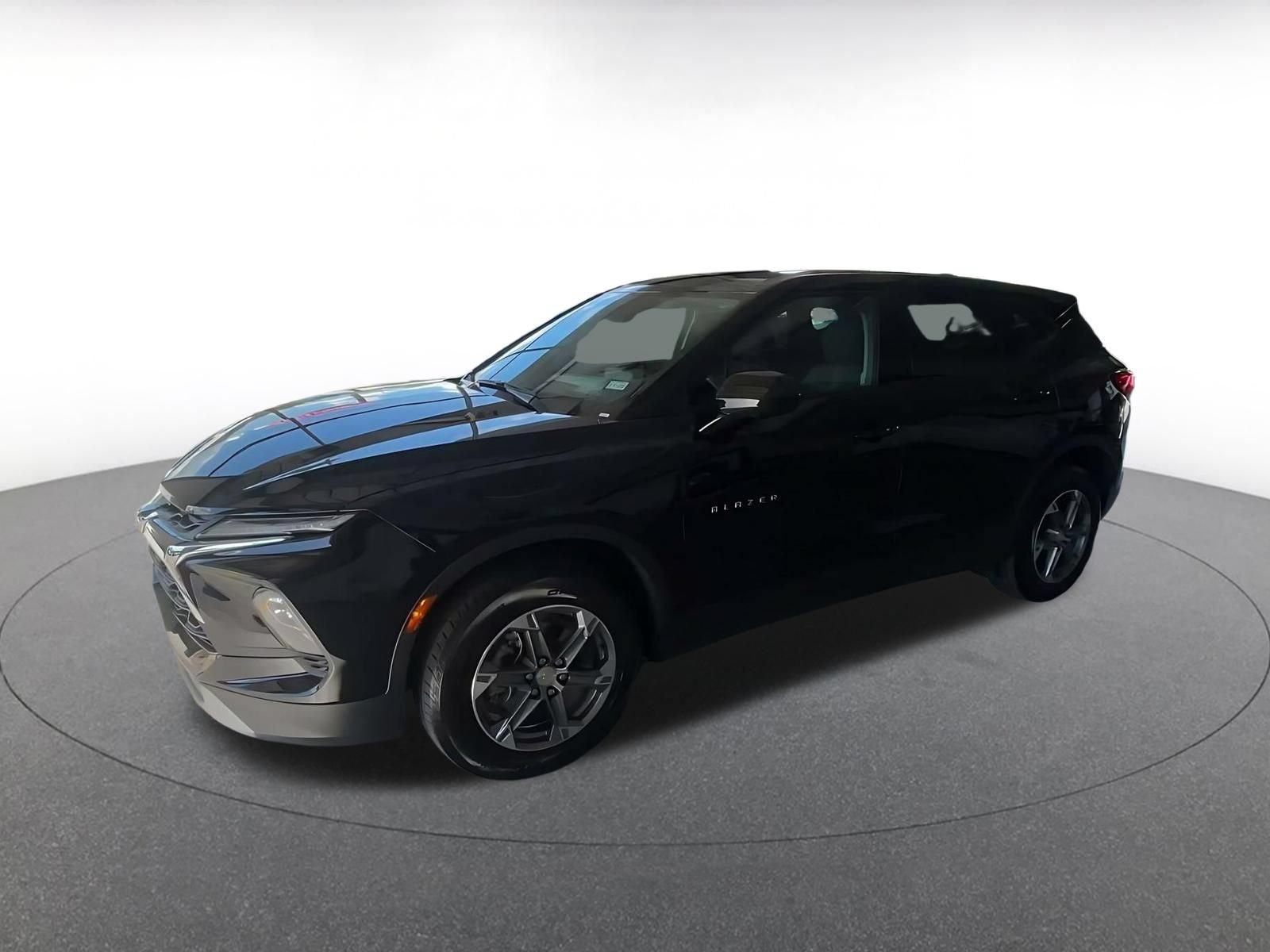 Used 2026 Chevrolet Blazer LT FWD image 7