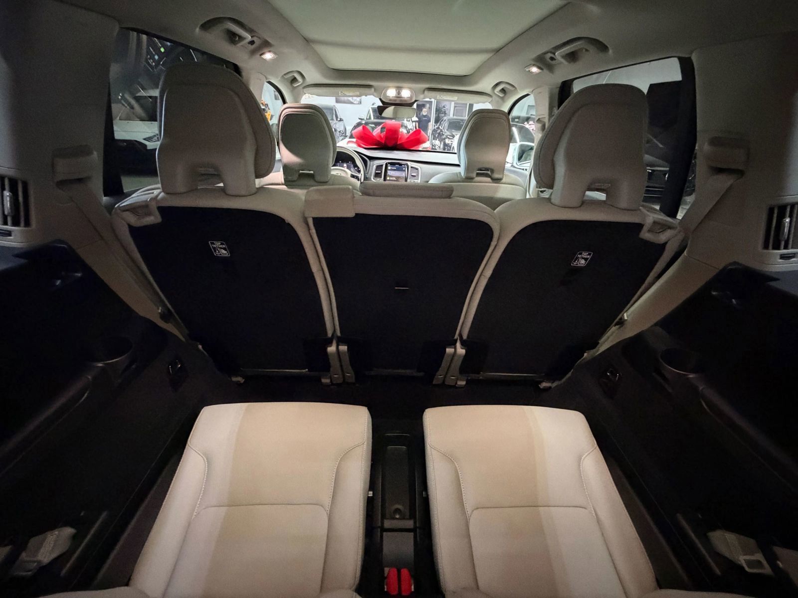 Used 2024 Volvo XC90 B5 Core AWD/4WD image 27