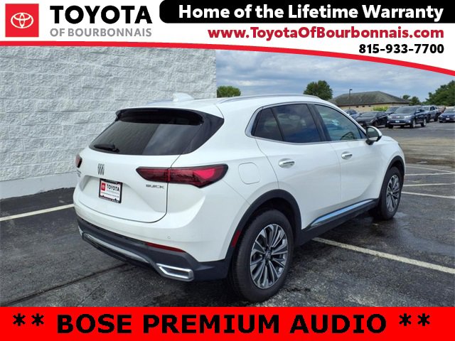 Used 2024 Buick Envision Preferred image 3