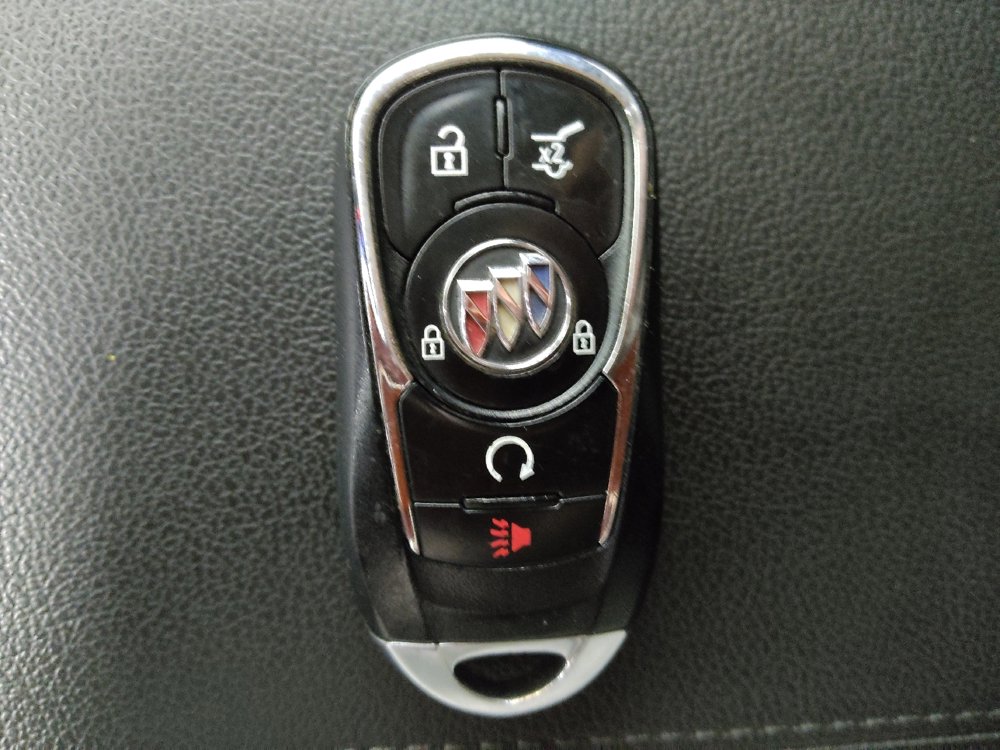 Used 2021 Buick Encore GX Select w/ Sport Touring Package image 32