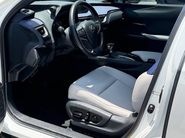Used 2021 Lexus UX 250h w/ Accessory Package (Z2) AWD/4WD image 13