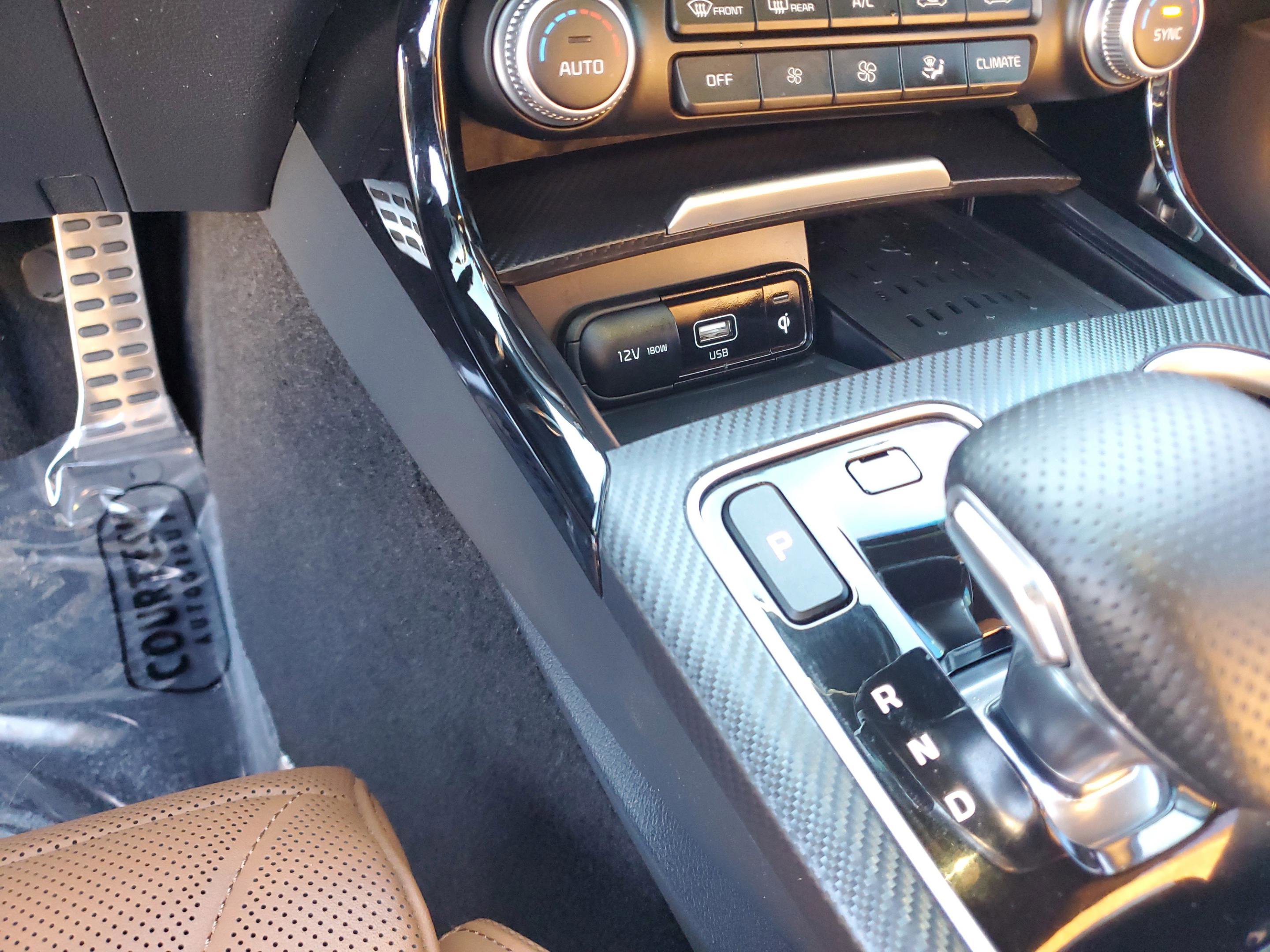 Certified 2023 Kia Stinger GT2 w/ Option Group 020 image 22