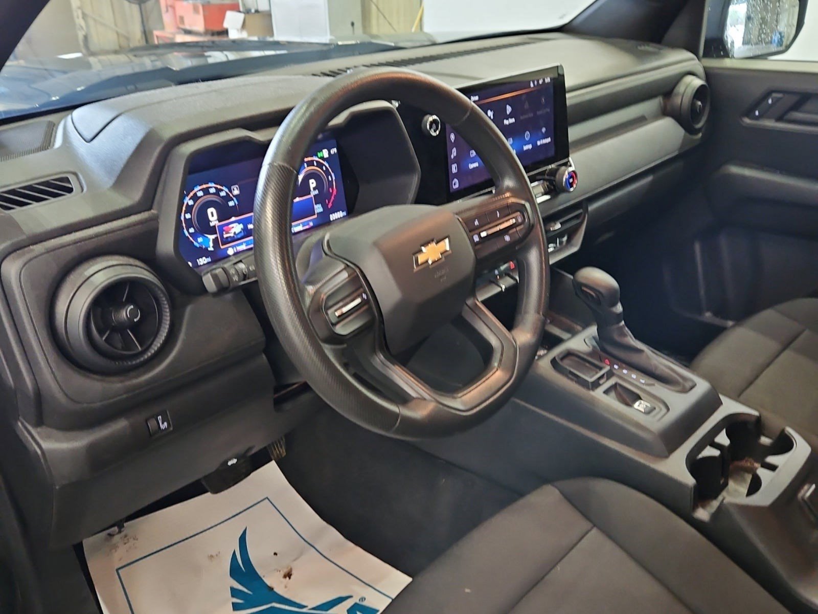 Used 2024 Chevrolet Colorado W/T image 7