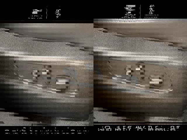 Certified 2023 Cadillac XT4 Premium Luxury w/ Cold Weather Package image 30