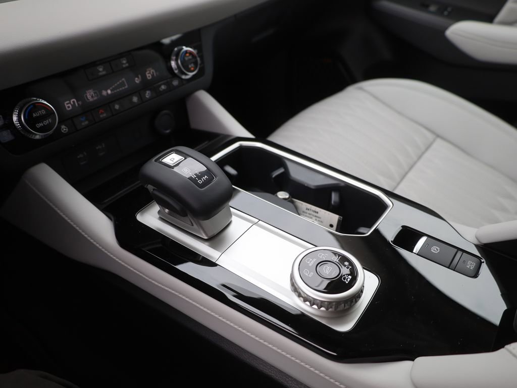 New 2025 Mitsubishi Outlander AWD image 44