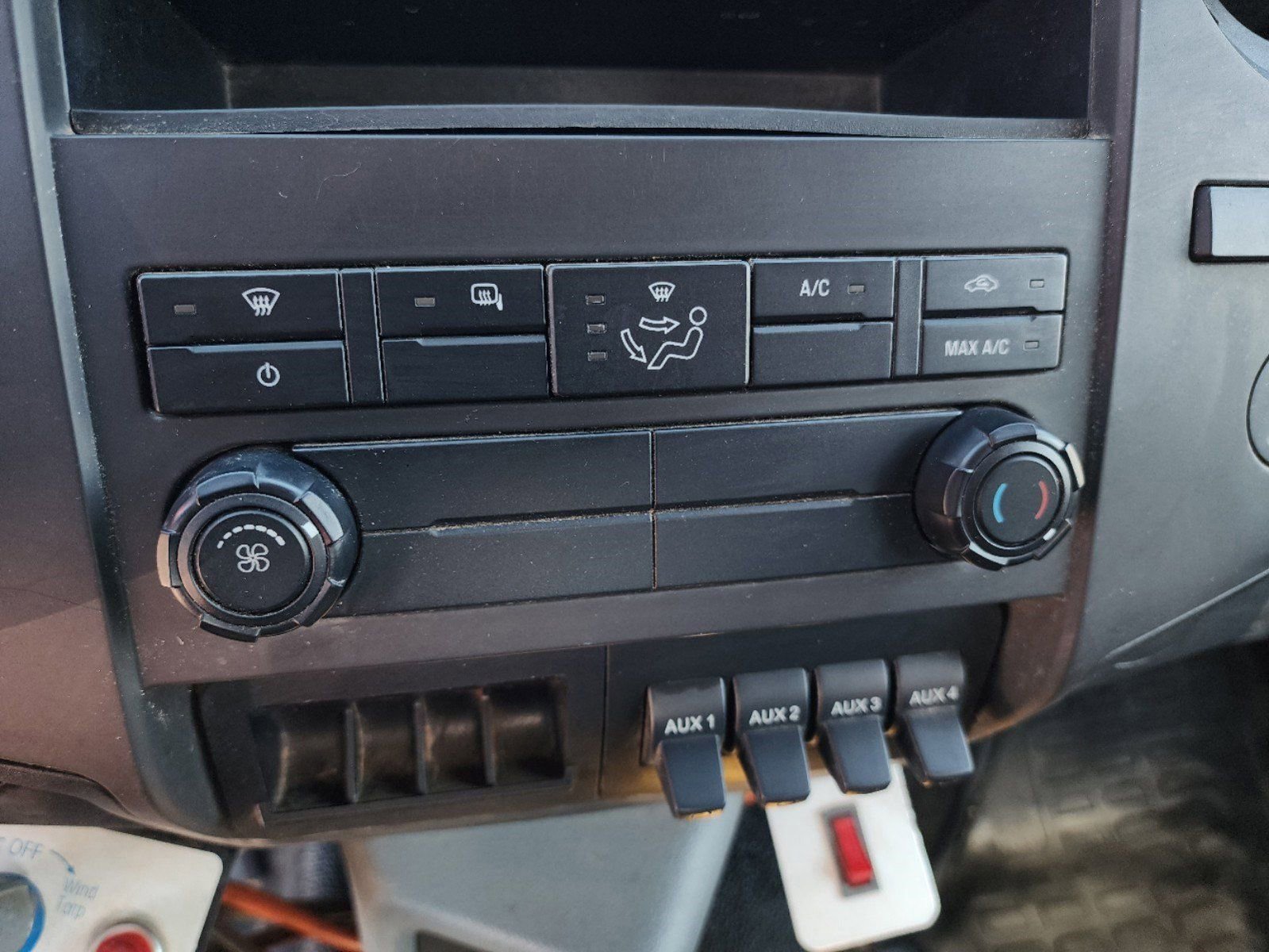 Used 2021 Ford F650 2WD Regular Cab Super Duty image 29