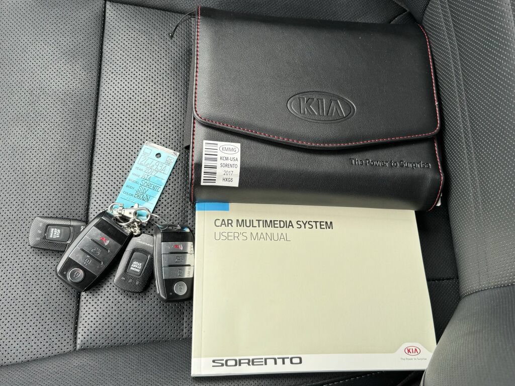 Used 2017 Kia Sorento SX AWD/4WD image 34