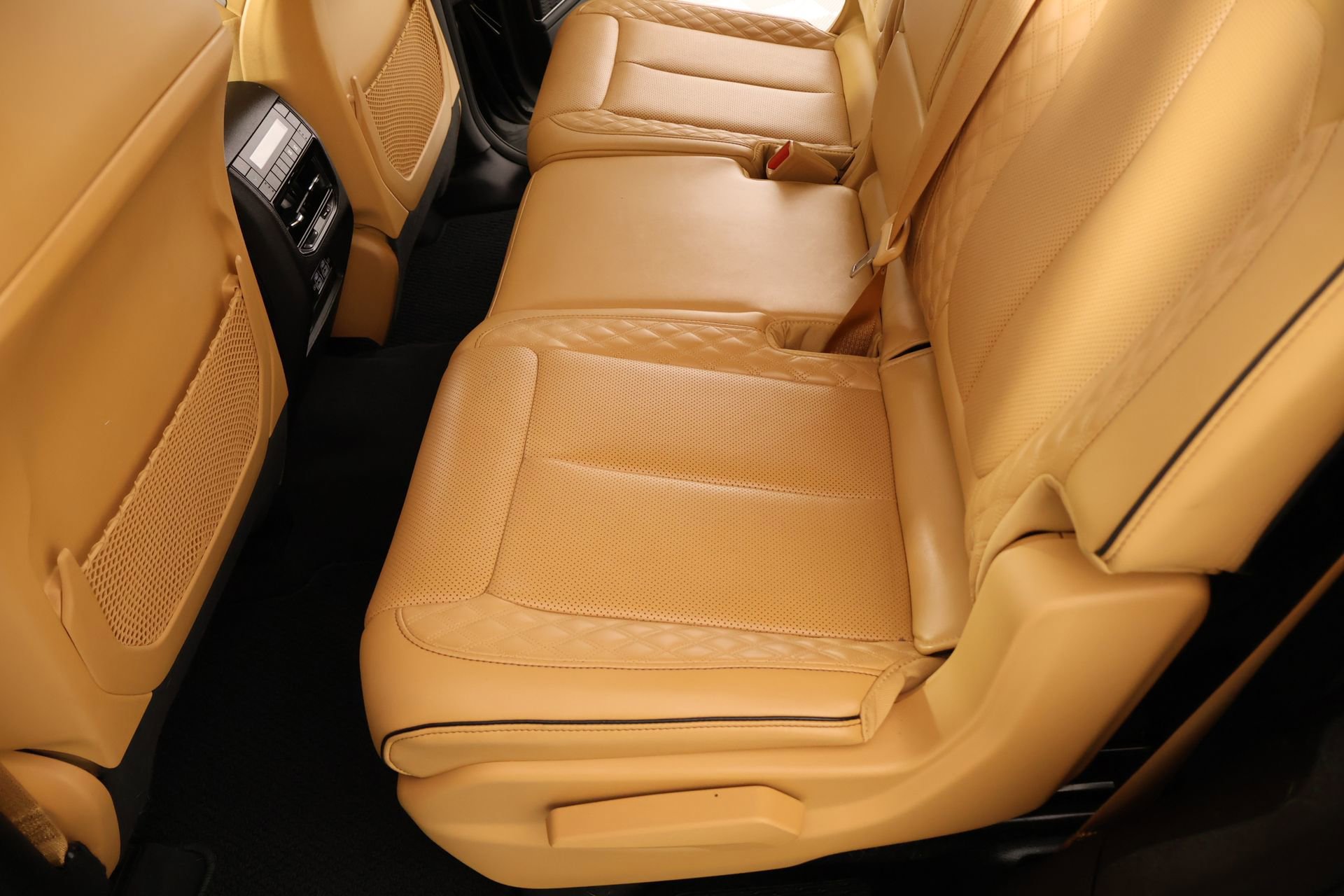 Used 2021 Jeep Grand Cherokee L Summit w/ Advanced Protech Group IV AWD/4WD image 13