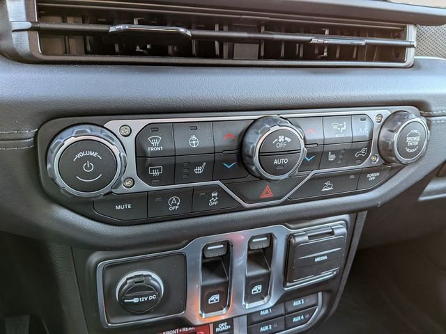 Certified 2025 Jeep Wrangler Rubicon w/ Convenience Group image 18