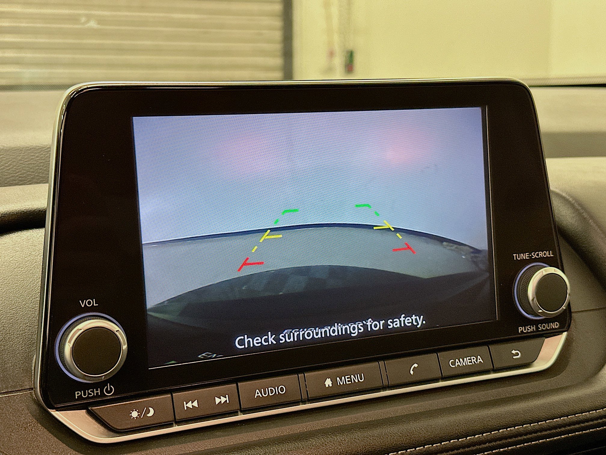 Used 2025 Nissan Rogue SV image 22