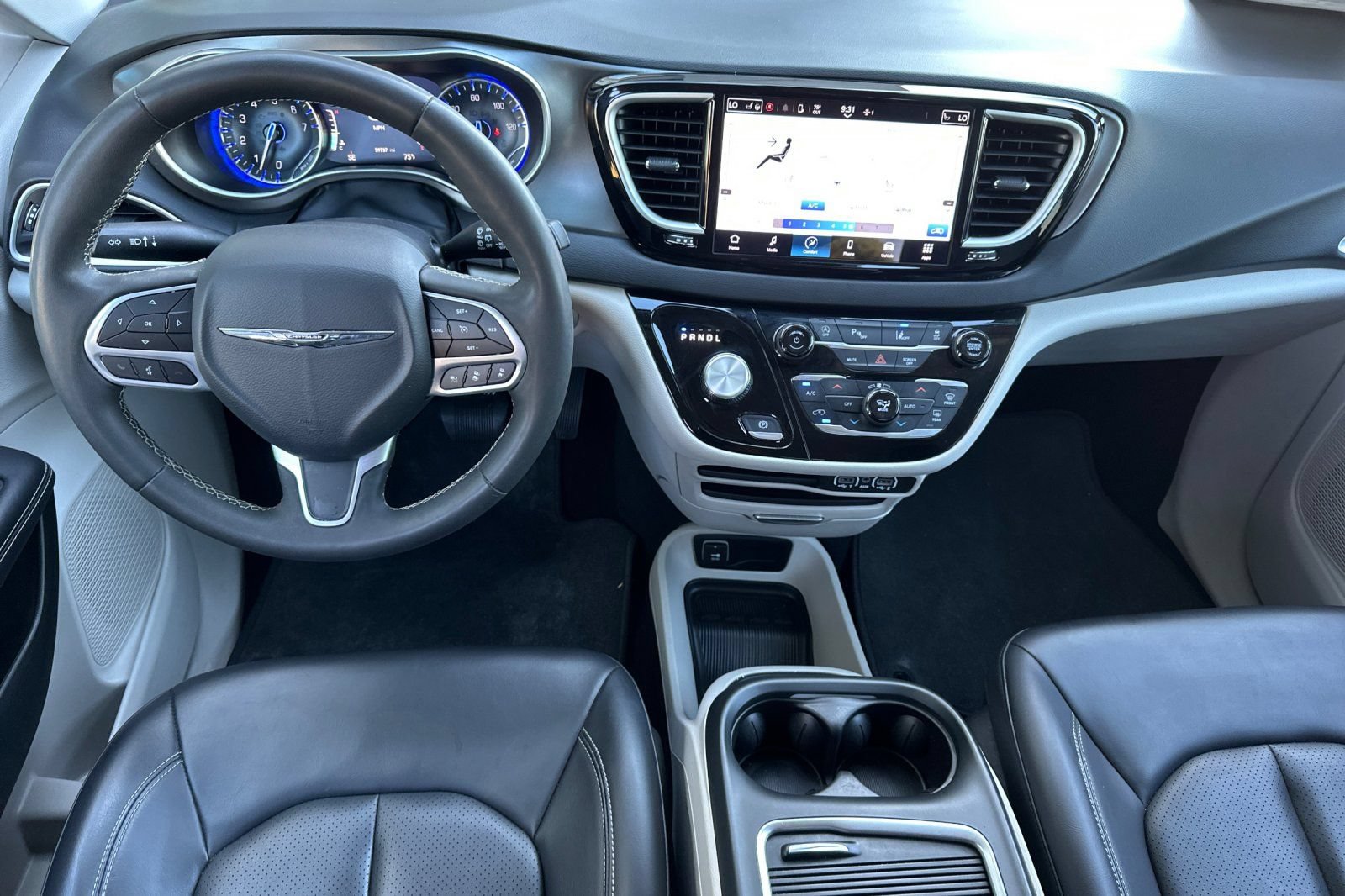 Certified 2023 Chrysler Pacifica Touring-L FWD image 15