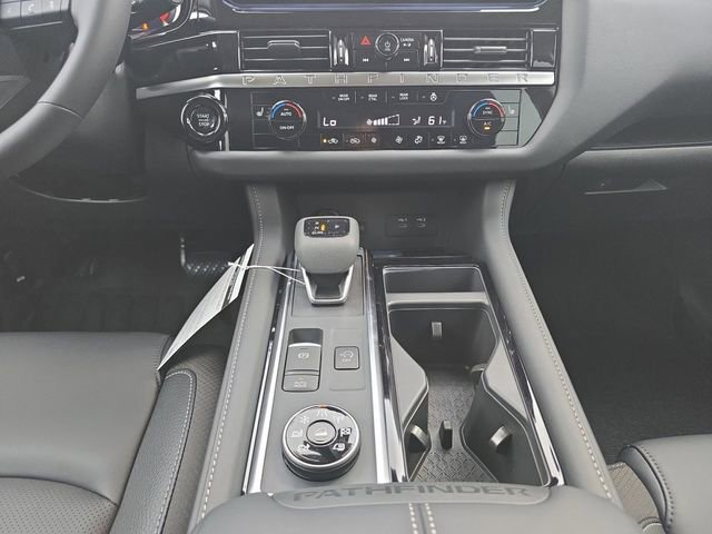 New 2026 Nissan Pathfinder SL AWD/4WD image 3