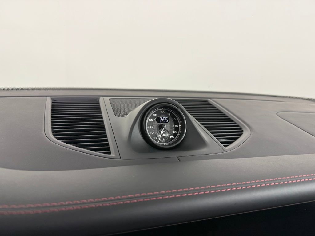 Certified 2026 Porsche Macan Turbo image 23