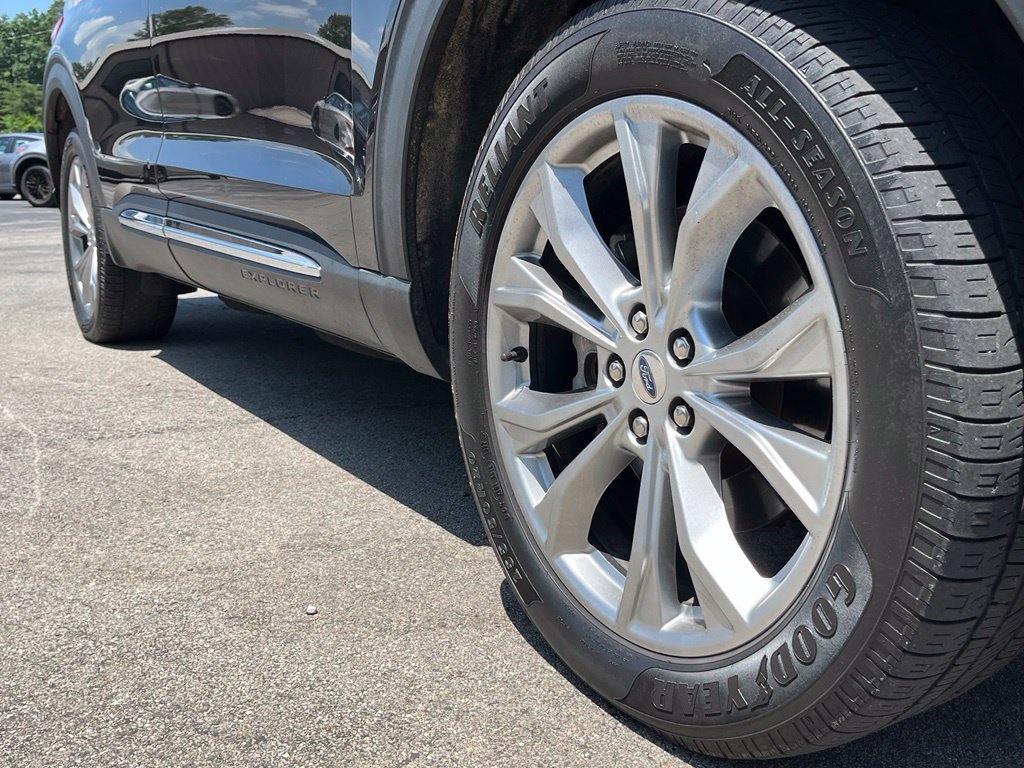 Used 2021 Ford Explorer Limited AWD/4WD image 13