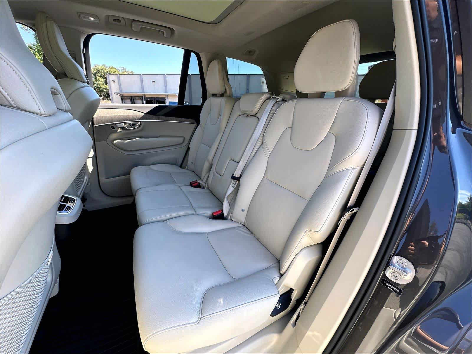 Used 2023 Volvo XC90 B6 Plus w/ Protection Package Premier AWD/4WD image 29