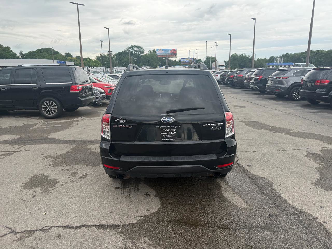 Used 2009 Subaru Forester 2.5X L.L. Bean AWD/4WD image 4