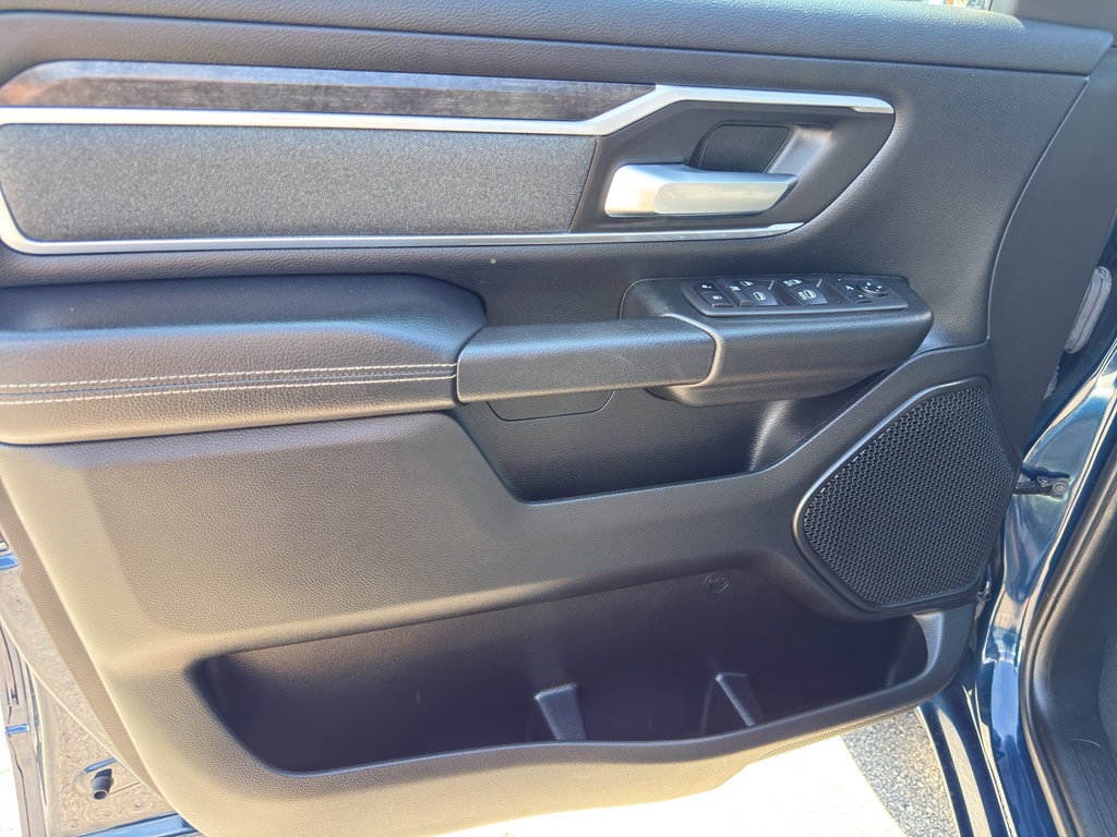 Used 2022 RAM 1500 Big Horn AWD/4WD image 13