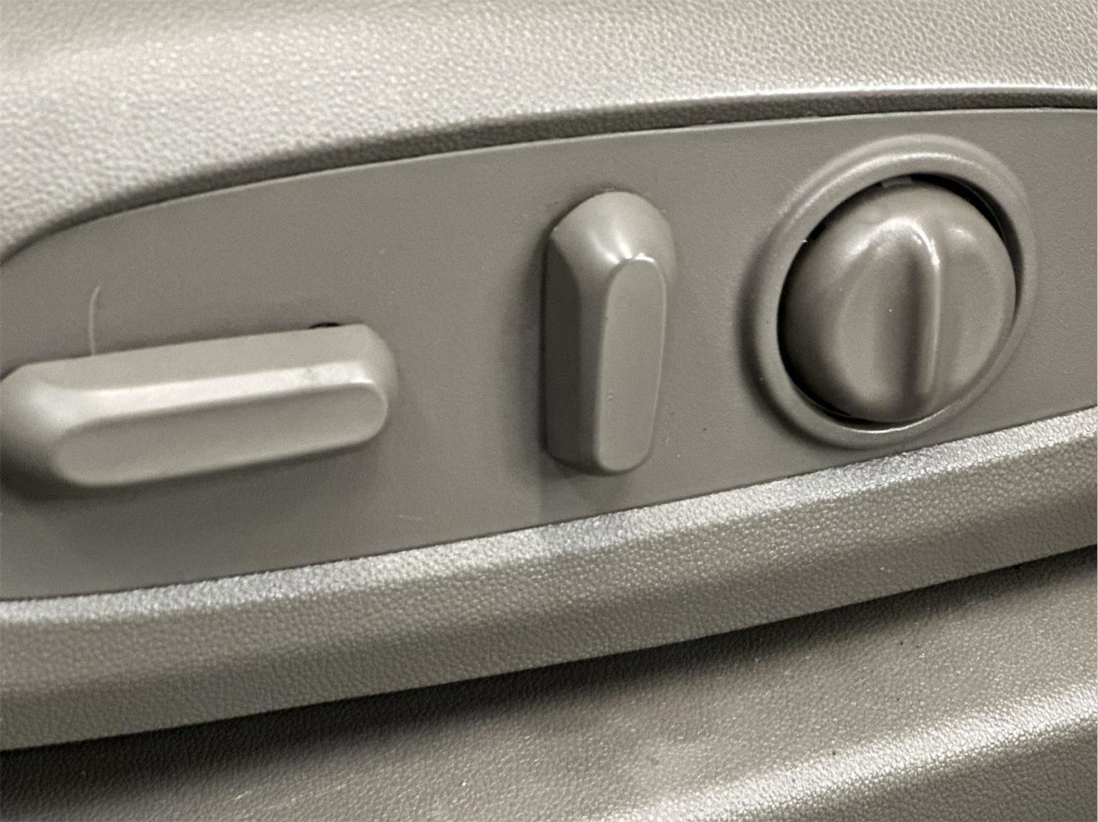 Certified 2020 Chevrolet Traverse LT image 28