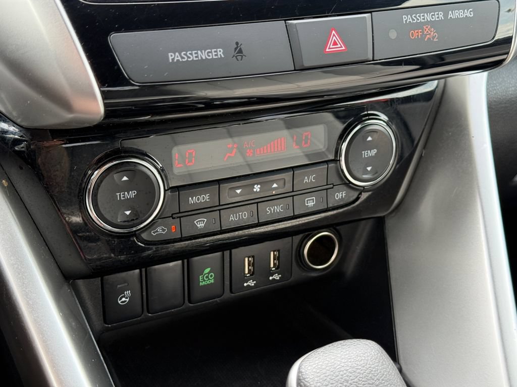 Used 2024 Mitsubishi Eclipse Cross SEL AWD/4WD image 36