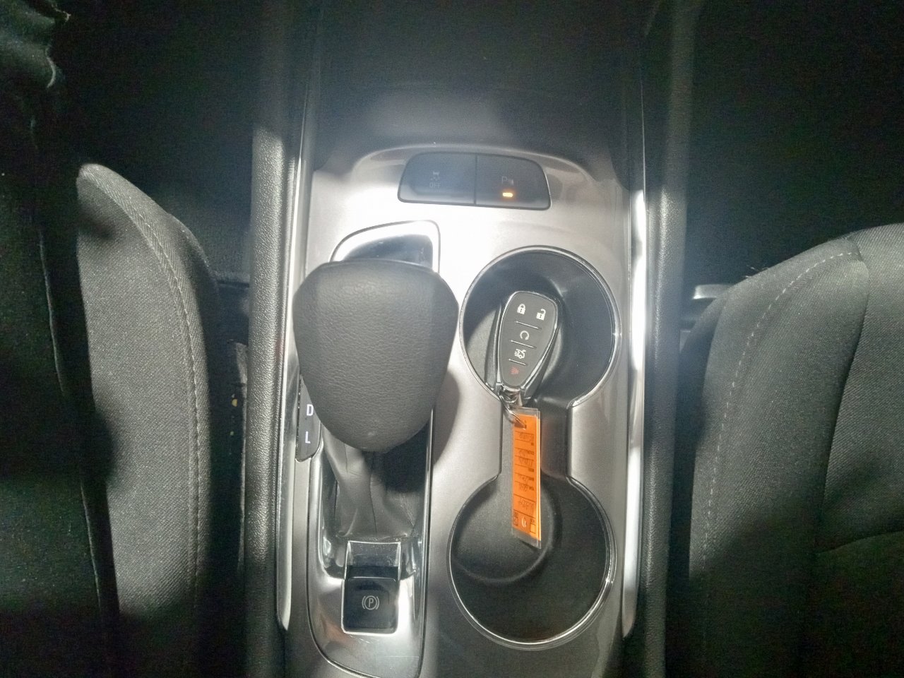 Used 2024 Chevrolet Malibu LT image 3
