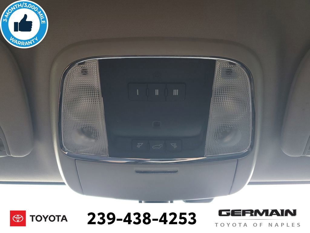 Used 2018 Dodge Durango GT image 35