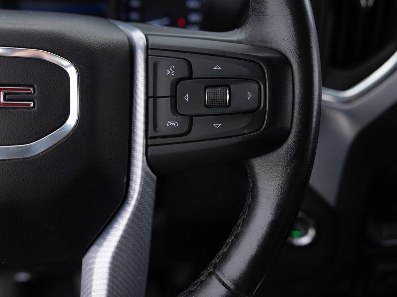 Used 2020 GMC Sierra 1500 Elevation image 41