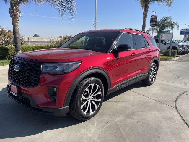 New 2025 Ford Explorer ST-Line