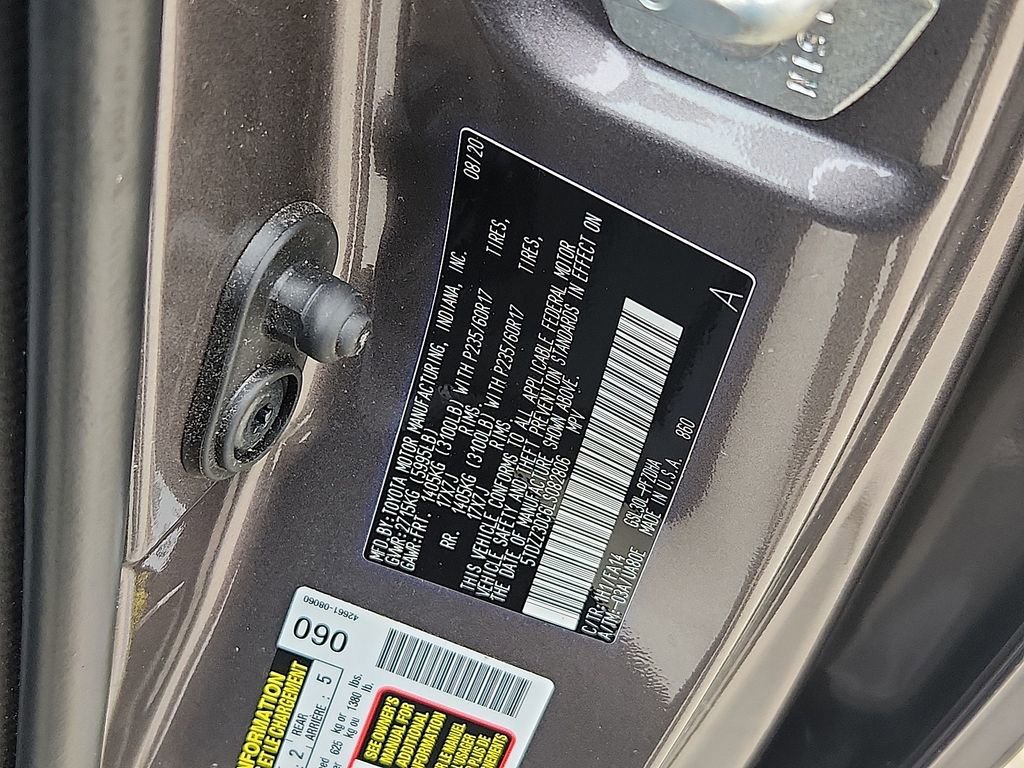 Used 2020 Toyota Sienna L image 28