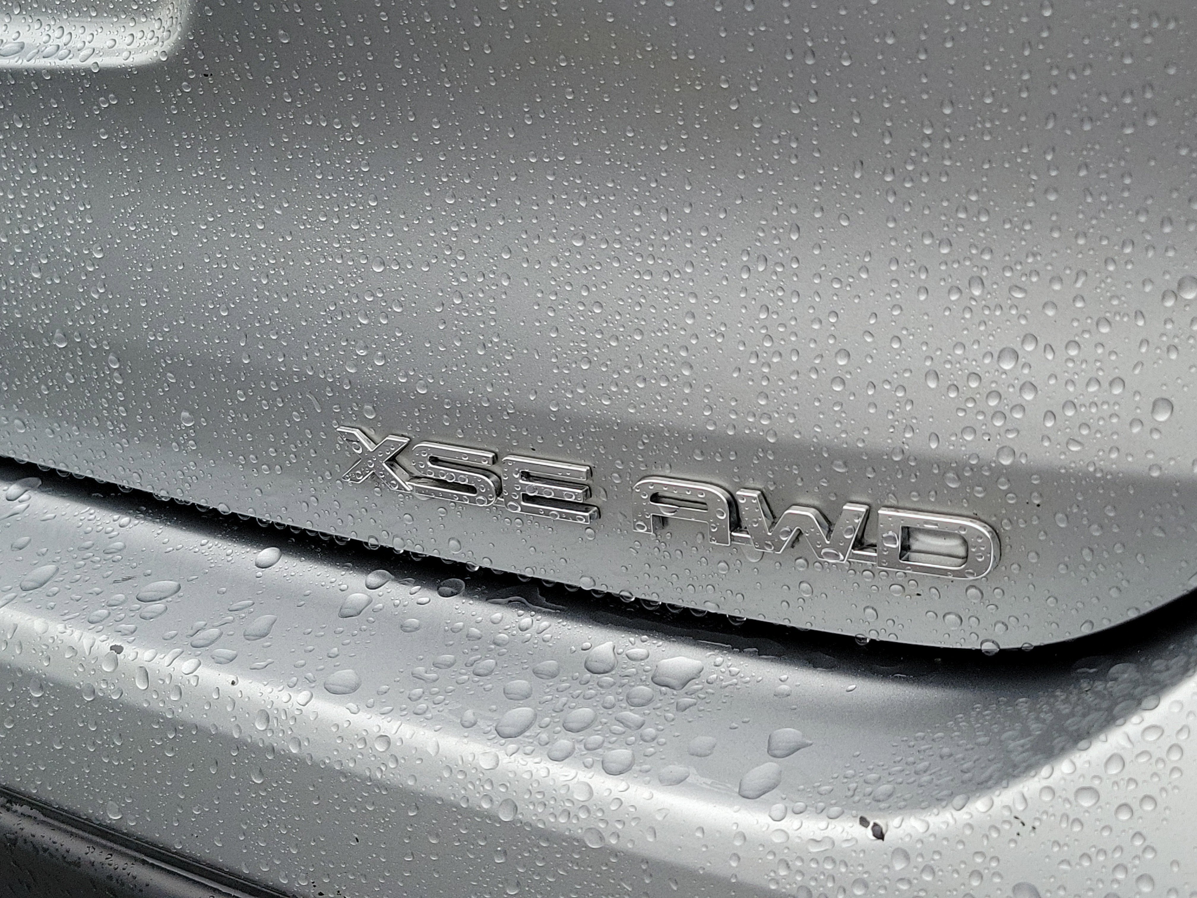 Used 2025 Toyota Highlander XSE AWD/4WD image 7