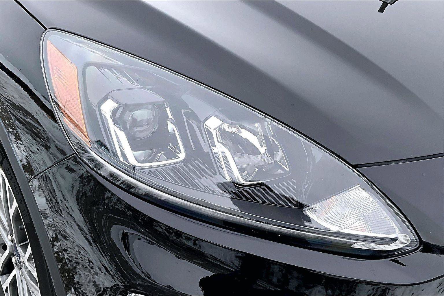 Used 2022 Ford Escape SEL w/ Technology Package image 29