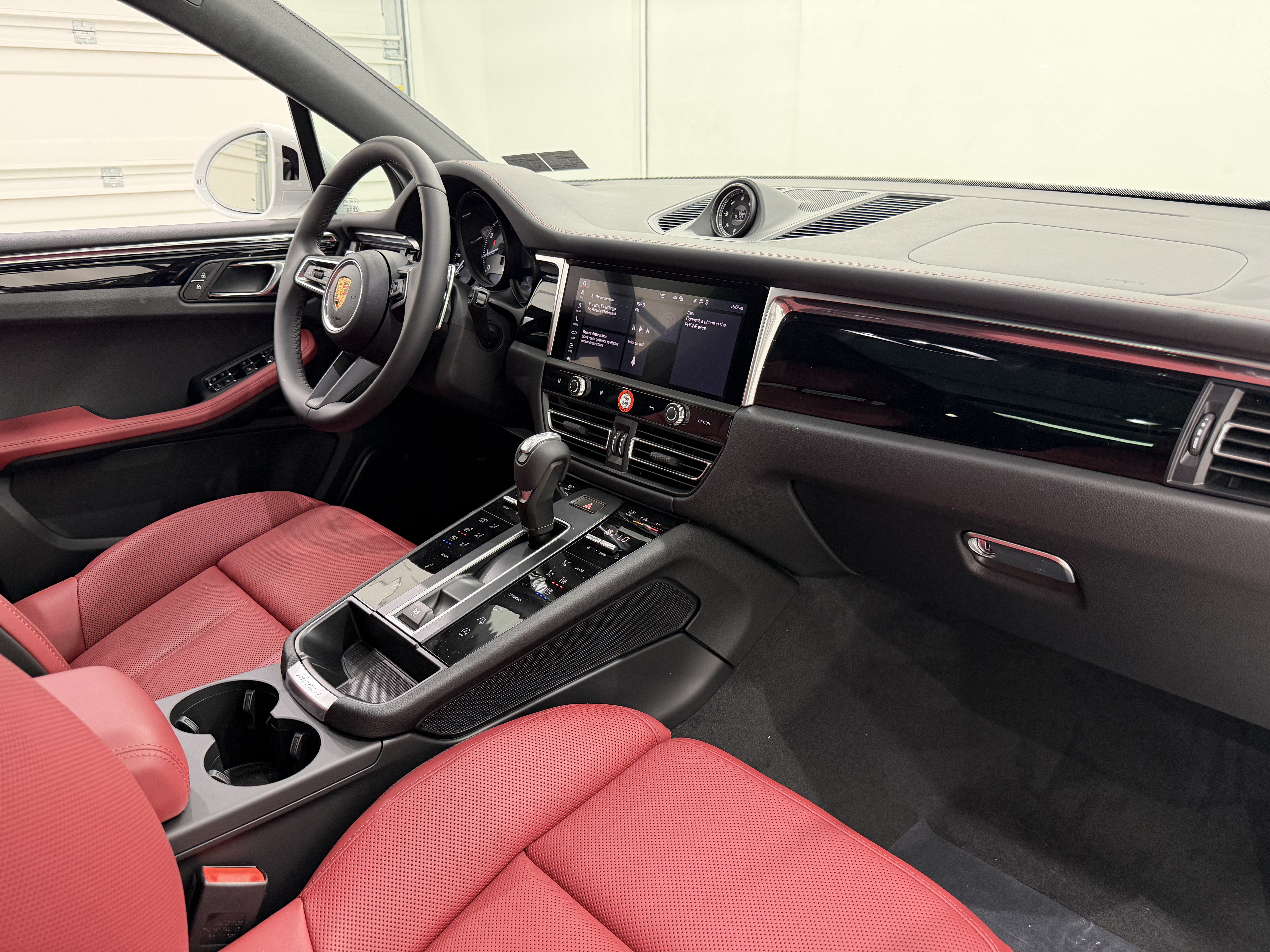 New 2026 Porsche Macan S AWD/4WD image 24