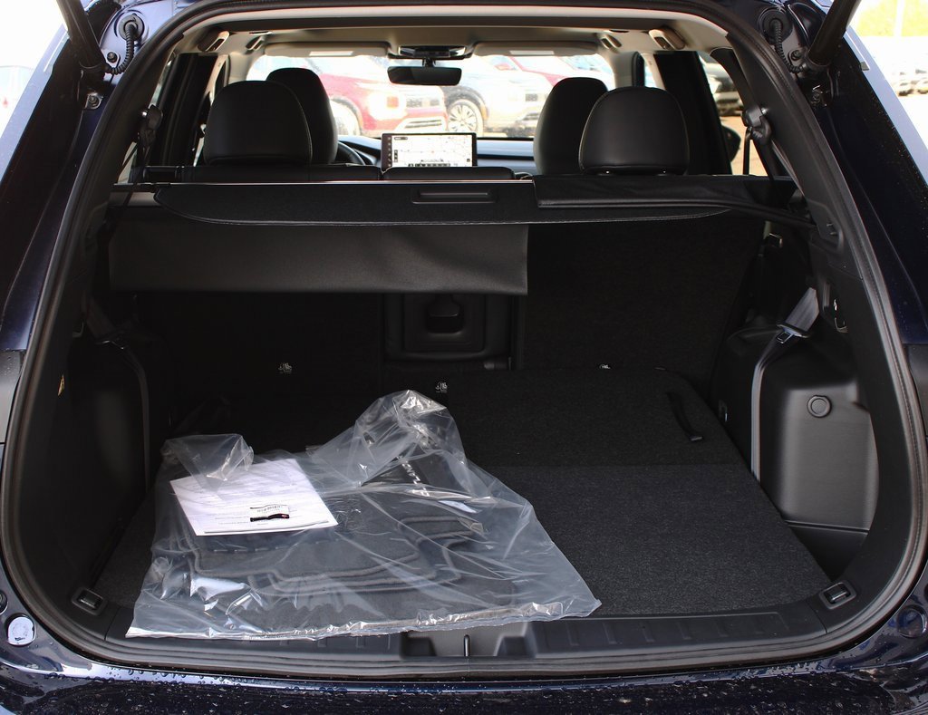 New 2025 Mitsubishi Outlander SE image 8