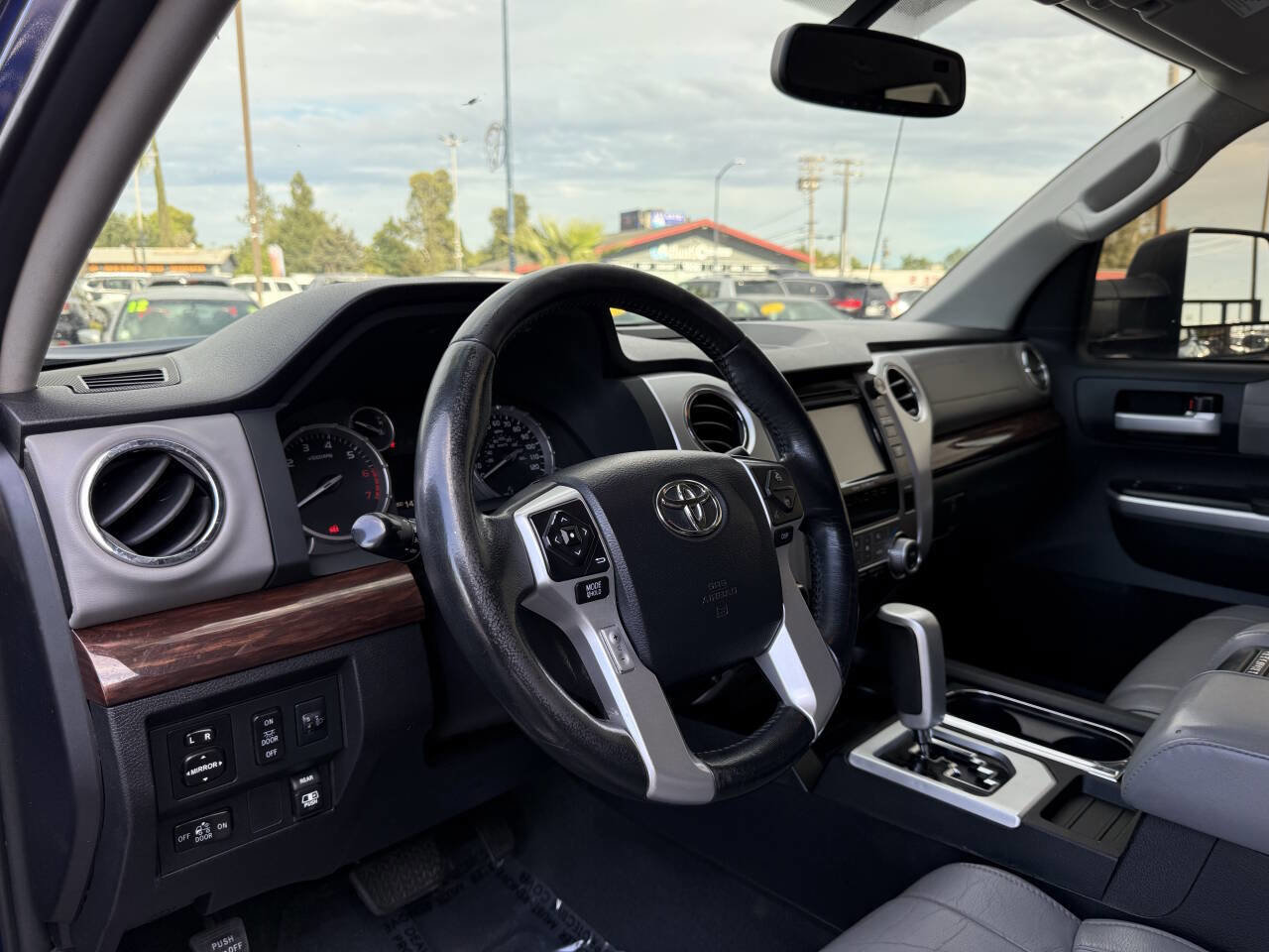 Used 2015 Toyota Tundra Limited image 16