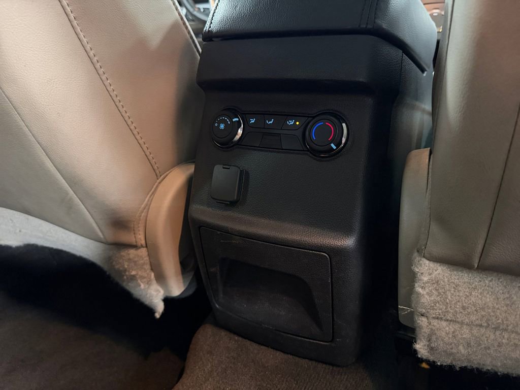 Used 2013 Ford Explorer XLT AWD/4WD image 22