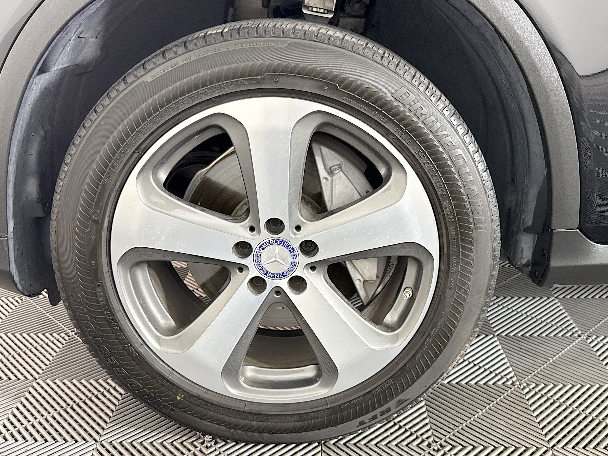 Used 2017 Mercedes-Benz GLC 300 w/ Premium 1 Package image 35