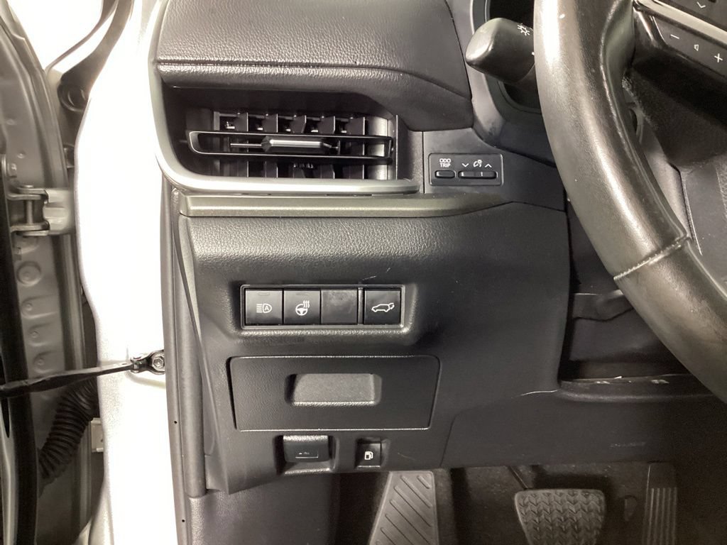 Used 2024 Toyota Grand Highlander AWD image 12