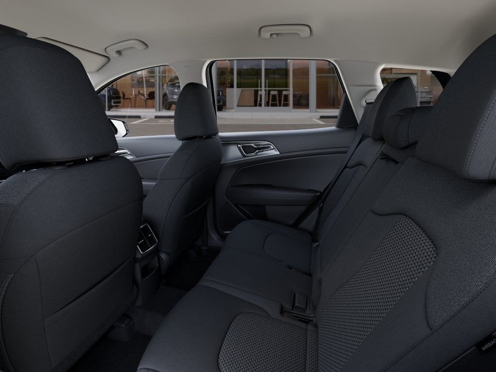 New 2024 Kia Sportage LX image 18