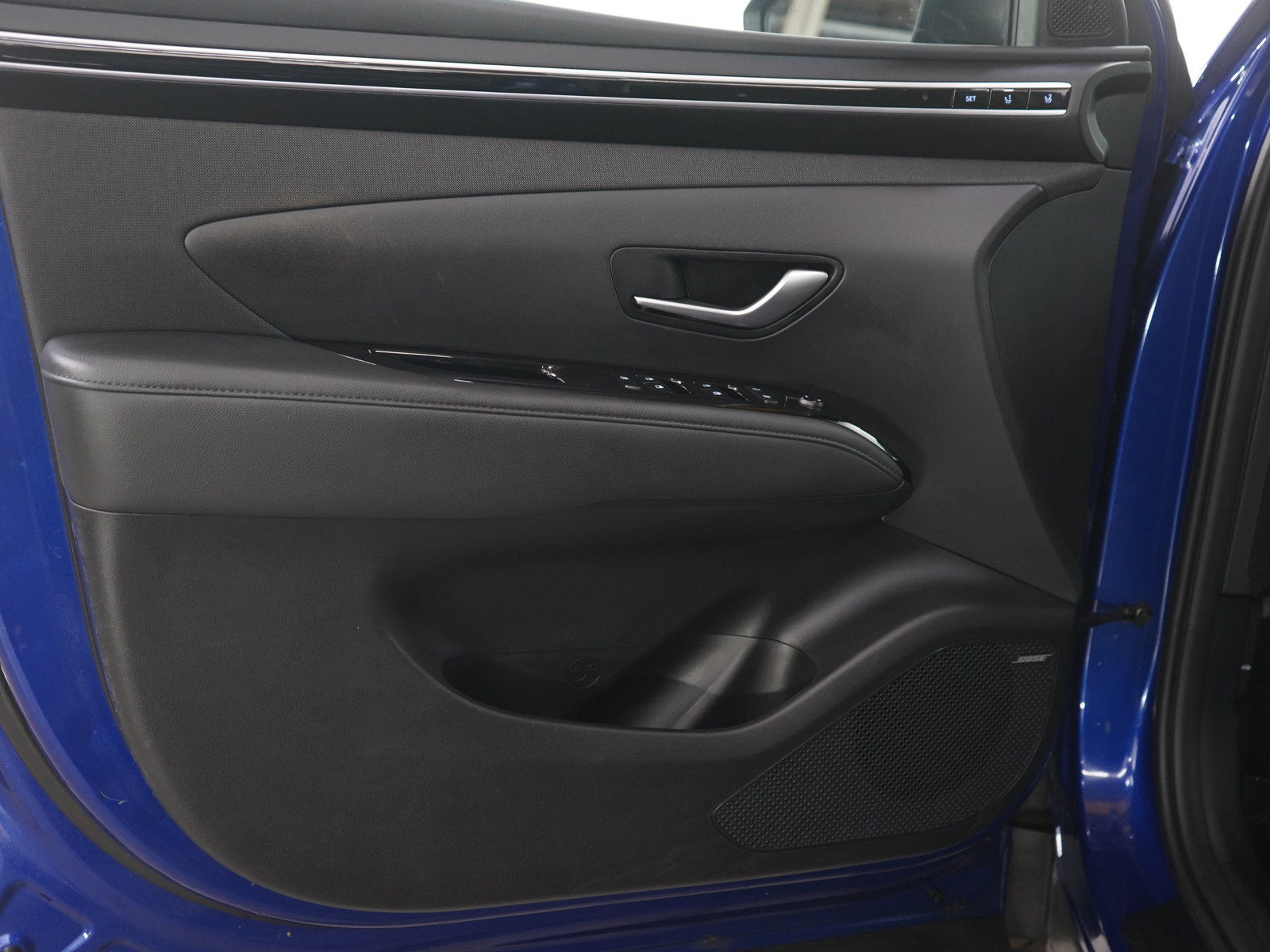 Used 2022 Hyundai Tucson Limited AWD/4WD image 19