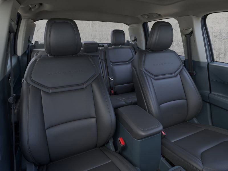 New 2026 Ford Maverick Lariat w/ Black Appearance Package image 13