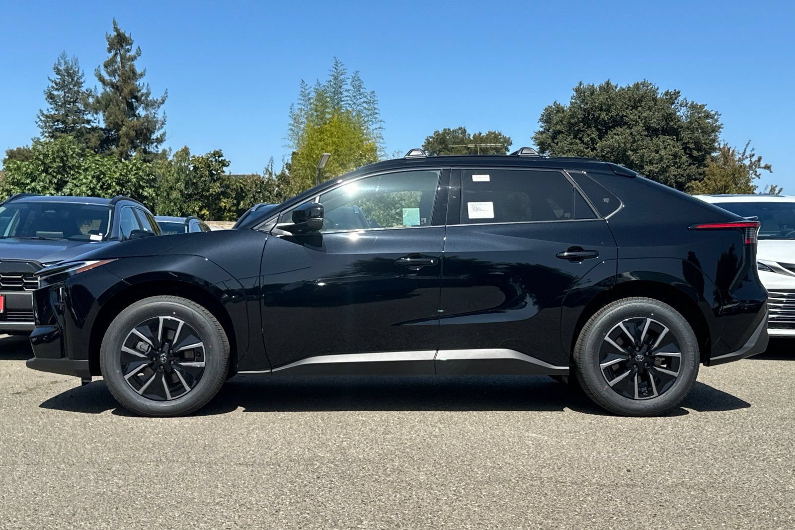 New 2026 Toyota bZ FWD image 6