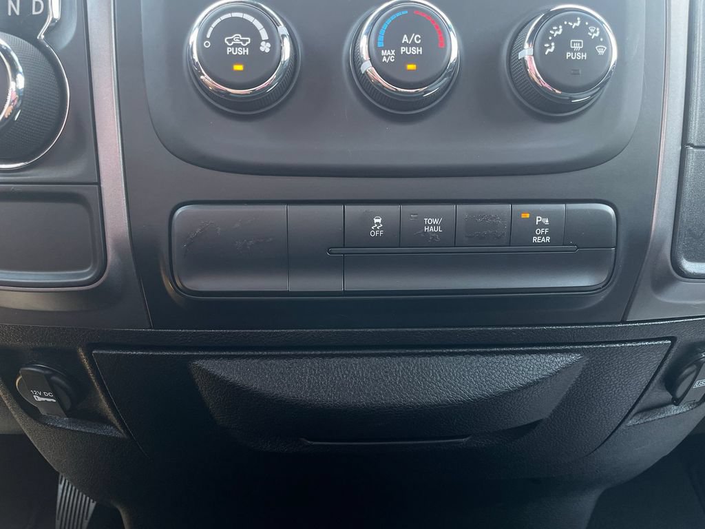 Used 2022 RAM 1500 Warlock RWD image 7