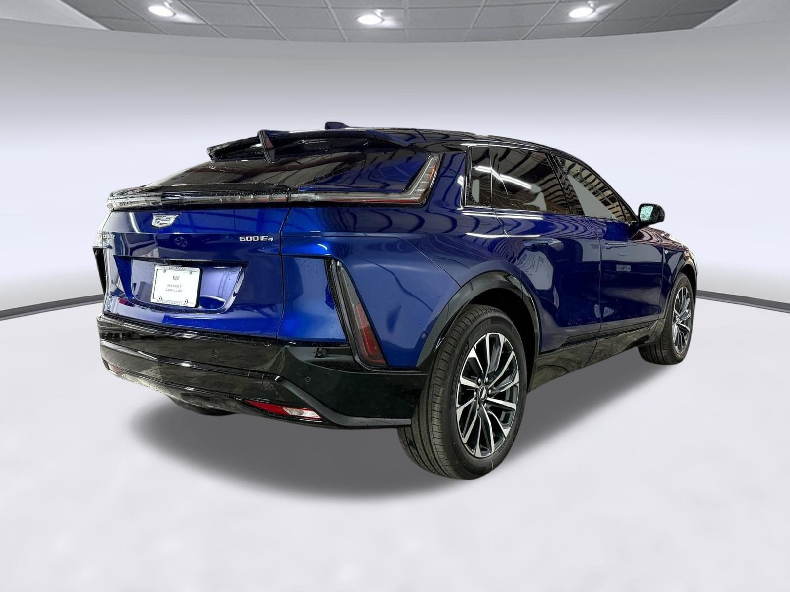 New 2026 Cadillac Lyriq Sport AWD/4WD image 9