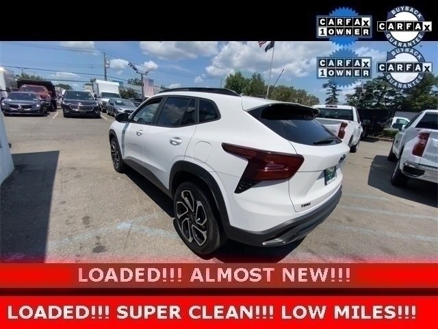 Certified 2024 Chevrolet Trax RS w/ Sunroof Package image 7