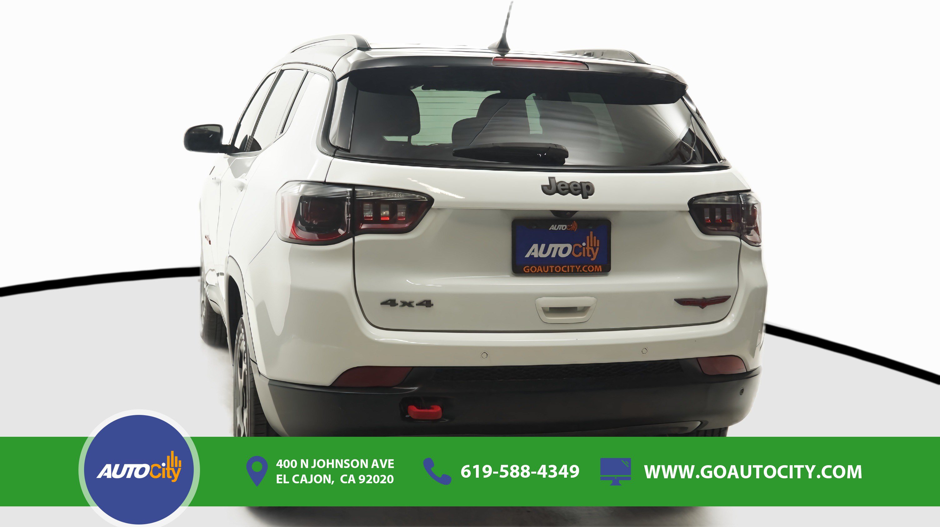 Used 2023 Jeep Compass Trailhawk AWD/4WD image 14