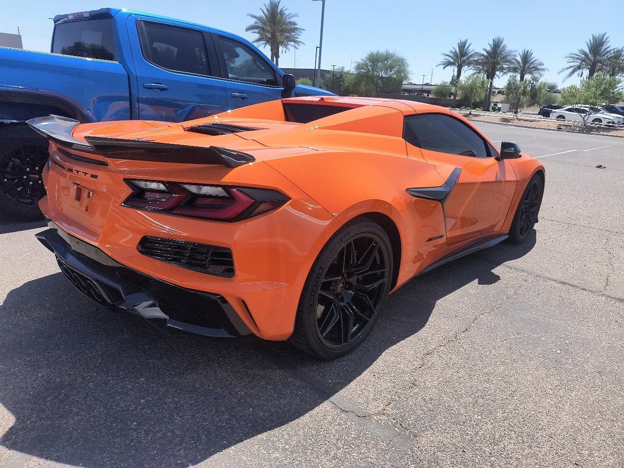 Used 2023 Chevrolet Corvette Z06 w/ Battery Protection Package RWD image 5