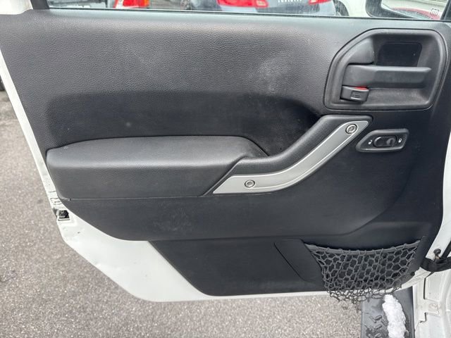 Used 2012 Jeep Wrangler Unlimited Sahara w/ Dual Top Group image 14