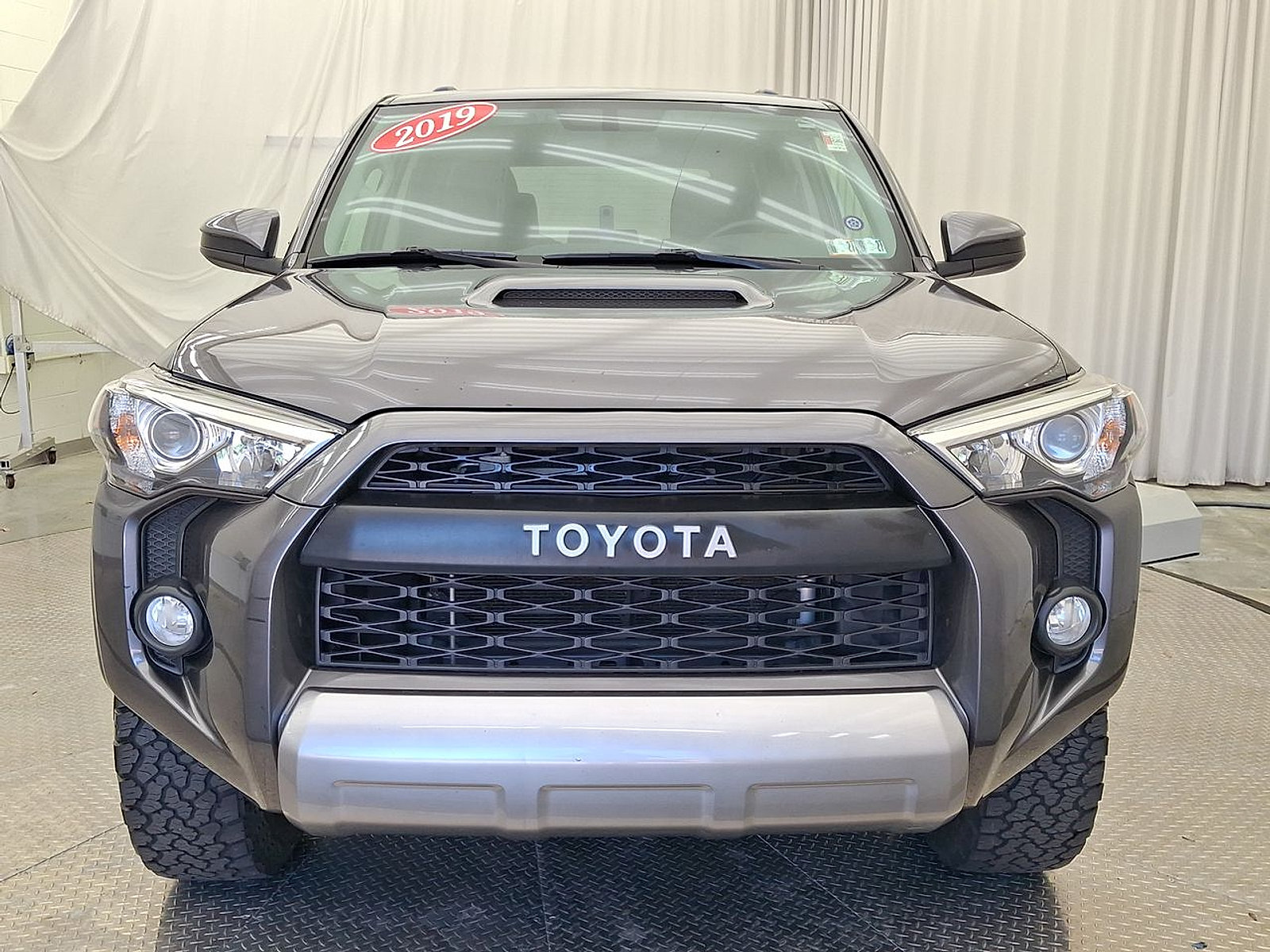 Certified 2019 Toyota 4Runner TRD Off-Road AWD/4WD image 28