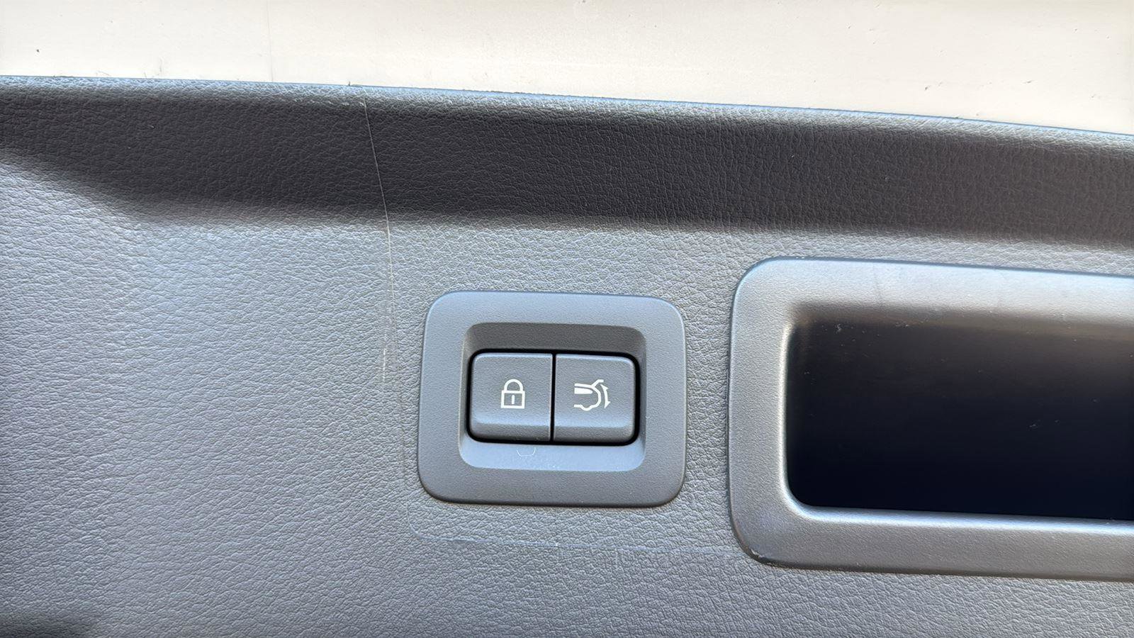 New 2026 MAZDA CX-50 AWD 2.5 Hybrid w/ Cargo Package image 24