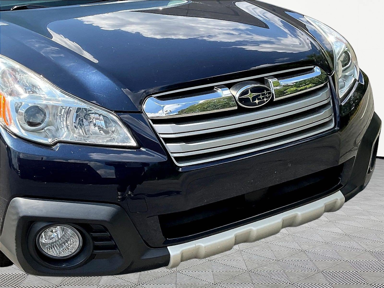 Used 2013 Subaru Outback 2.5i Limited w/ Moonroof Pkg AWD/4WD image 31