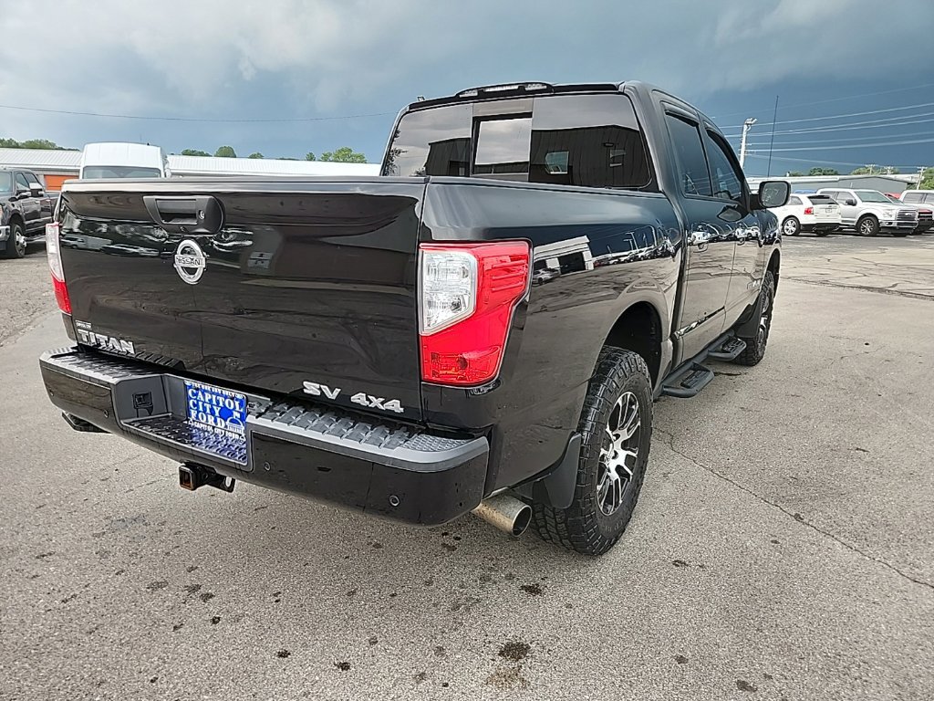 Used 2021 Nissan Titan SV w/ Accessory Utility Package AWD/4WD image 5